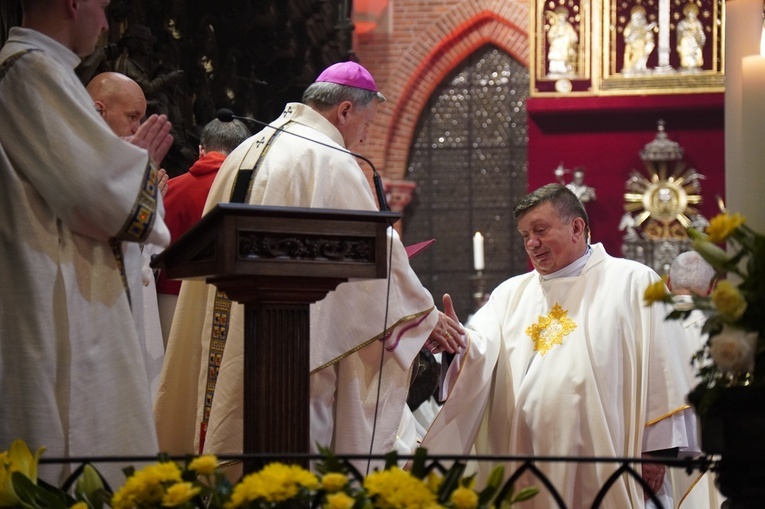 Msza św. z okazji 10. rocznicy ingresu abp. Józefa Kupnego do katedry wrocławskiej