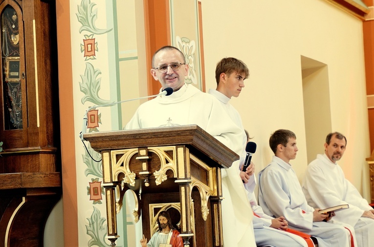 Rozesłanie na letnie rekolekcje