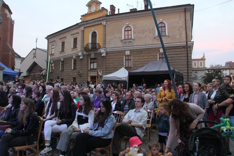 Tarnów. II Festiwal Dobrej Książki