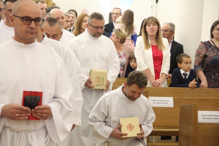 Tarnów. Błogosławieństwo nadzwyczajnych szafarzy Komunii św.