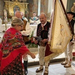 Poświęcenie sztandaru oddziału Związku Podhalan w Radziechowach