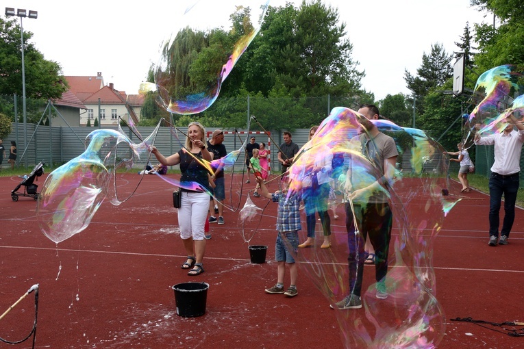 Chrześcijanie potrafią się bawić. Wierni ze Smolca zorganizowali festyn