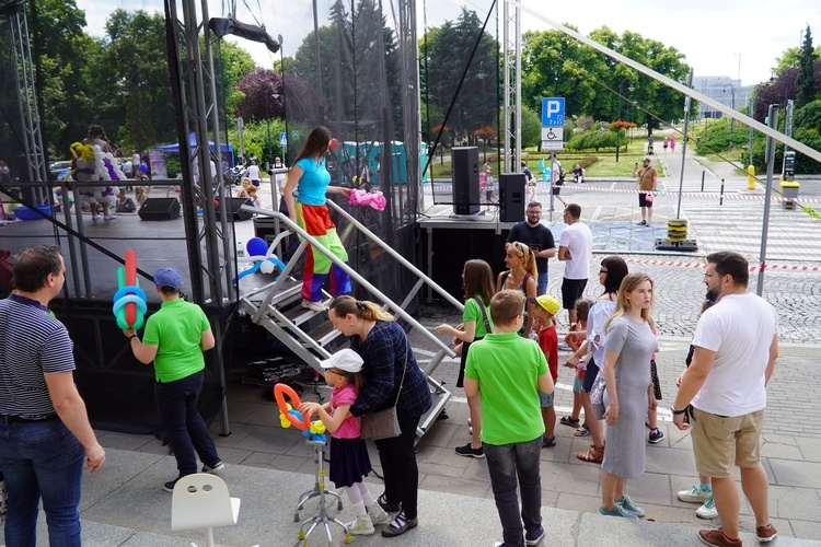 Piknik rodzinny na Dzień Ojca i gra miejska "Przygoda z tatą"