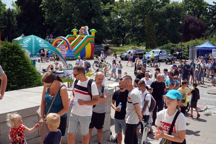 Piknik rodzinny na Dzień Ojca i gra miejska "Przygoda z tatą"