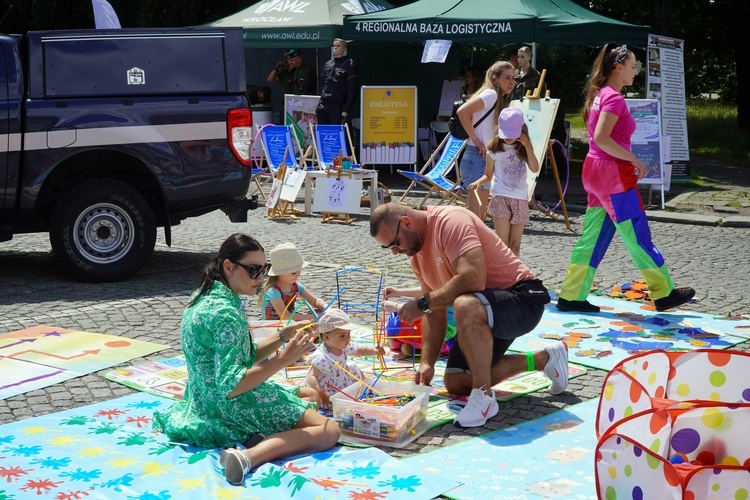 Piknik rodzinny na Dzień Ojca i gra miejska "Przygoda z tatą"