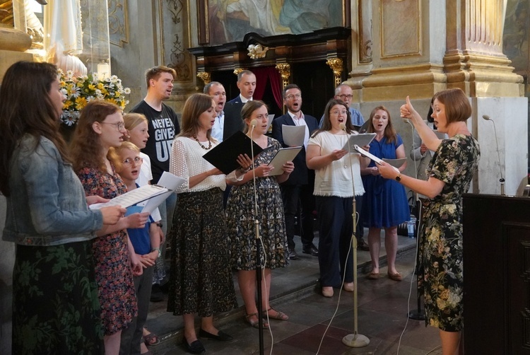 Modlitwa i praca. To nie Jezus łowił ryby, ale tylko z Nim połów jest udany