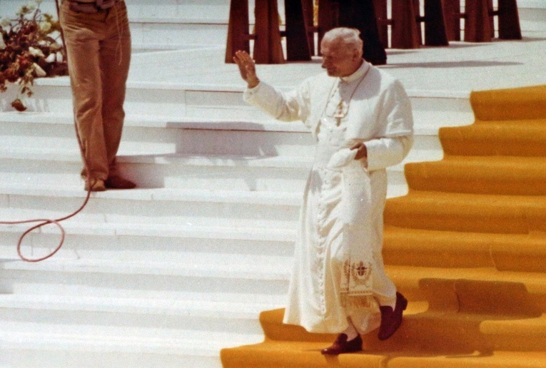 Jan Paweł II we Wrocławiu w 1983 roku - zdjęcia archiwalne