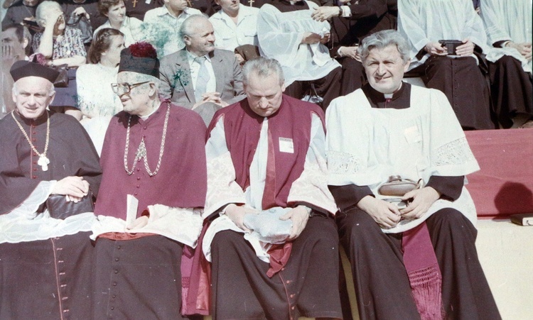 Jan Paweł II we Wrocławiu w 1983 roku - zdjęcia archiwalne