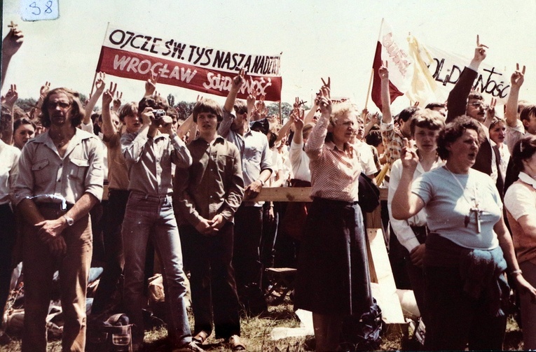Jan Paweł II we Wrocławiu w 1983 roku - zdjęcia archiwalne