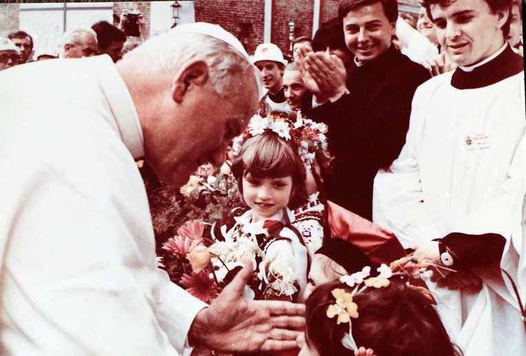 Jan Paweł II we Wrocławiu w 1983 roku - zdjęcia archiwalne
