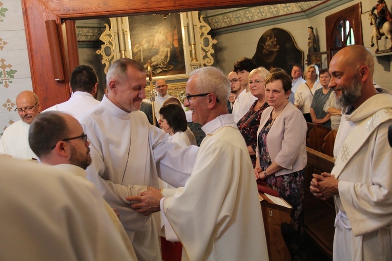 Święcenia diakonatu przyjął w Borowej Wsi Jan Gil