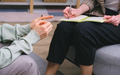 Psychoterapia ADI/TIP - odpowiedź prof. Marii Ryś na komentarz przedstawicielki metody