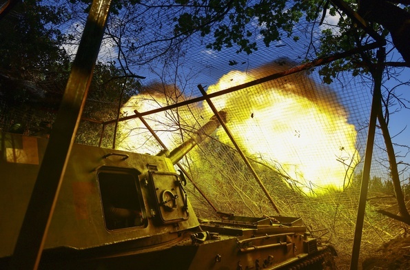 Armia przesuwa się naprzód w kierunku Łymanu, odnosi "częściowe sukcesy"