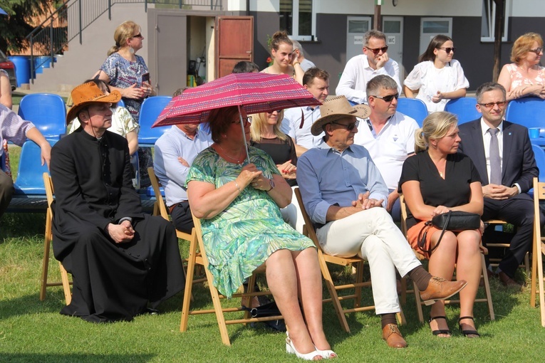 Poświęcenie kamienia węgielnego pod nową siedzibę Środowiskowego Domu Samopomocy w Skawinie