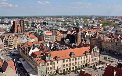 Reuters: sukces Polski, która zachęciła koncern Intel do zainwestowania we Wrocławiu, to lekcja wytrwałości