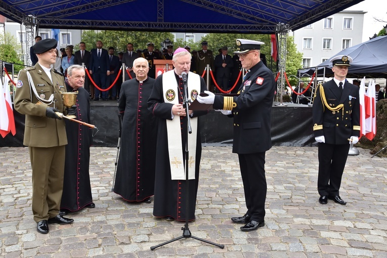 Nowy sztandar marynarzy z Wejherowa