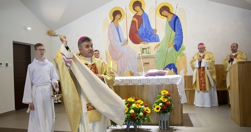 Poświęcenie kaplicy w Pleśnej