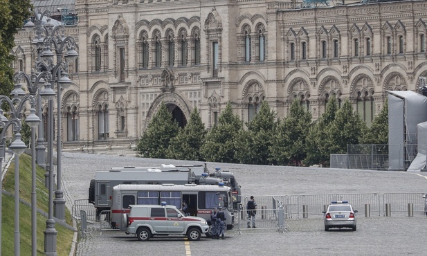 Abp Pezzi: każde spotkanie rozpala płomyk nadziei na pokój