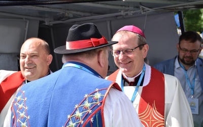 Morskie nabożeństwo na Zatoce i Eucharystia w Pucku