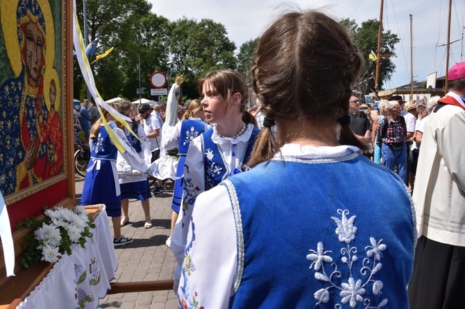 Morskie nabożeństwo na Zatoce i Eucharystia w Pucku