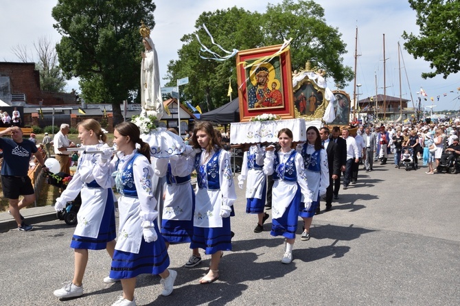 Morskie nabożeństwo na Zatoce i Eucharystia w Pucku