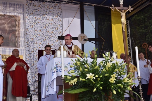 Morskie nabożeństwo na Zatoce i Eucharystia w Pucku