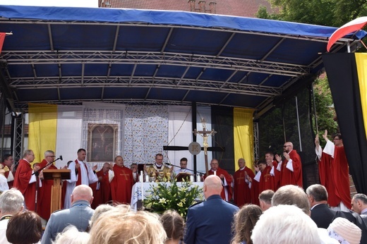 Morskie nabożeństwo na Zatoce i Eucharystia w Pucku