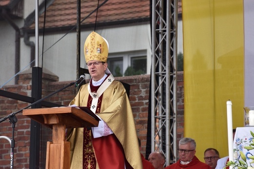 Morskie nabożeństwo na Zatoce i Eucharystia w Pucku