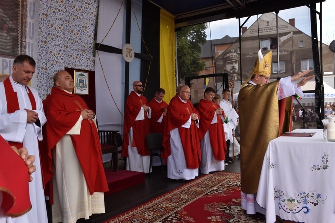 Morskie nabożeństwo na Zatoce i Eucharystia w Pucku