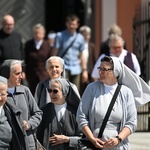 Pielgrzymka sióstr zakonnych do Skrzatusza