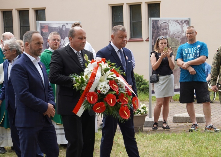 Żórawina. Pamięć o ofiarach ludobójstwa na Wołyniu