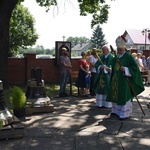 Poświęcenie odnowionego kościoła w Oleśnie