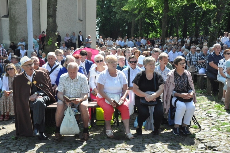 Pielgrzymka mężczyzn i młodzieńców na Górę Świętej Anny