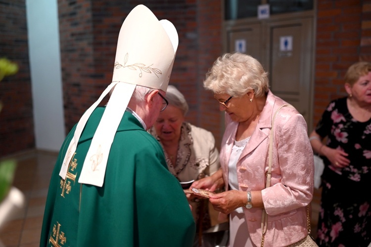 Świdnica. Diamentowy jubileusz ks. inf. Kazimierza Jandziszaka