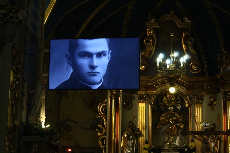 Ujanowice. Setna rocznica święceń kapłańskich ks. Bernardyna Dziedziaka