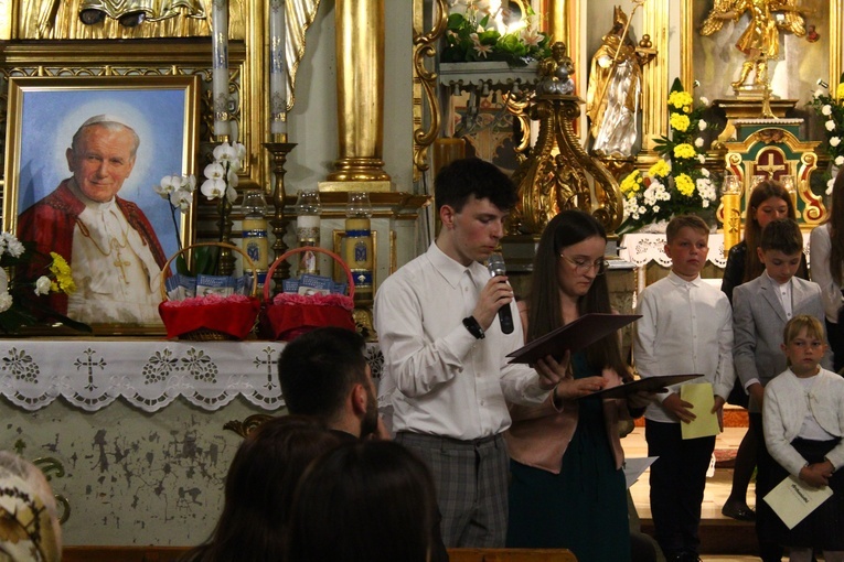 Ujanowice. Setna rocznica święceń kapłańskich ks. Bernardyna Dziedziaka