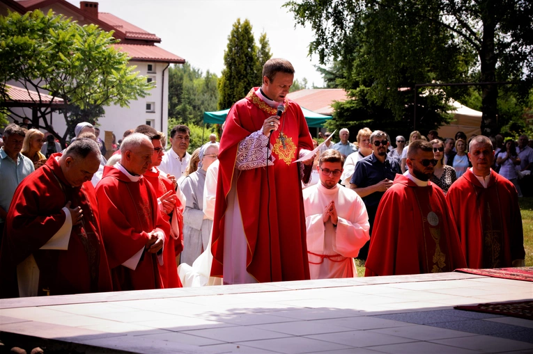 Ospust w Miasteczku Krwi Chrystusa