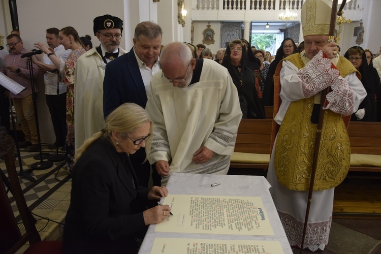 Rekoronacja obrazu w Słomczynie