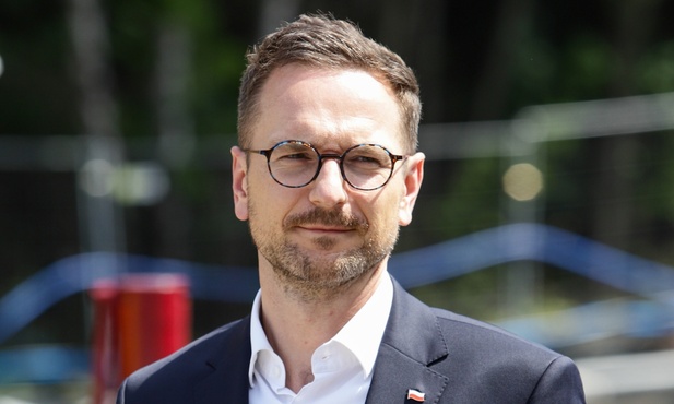 W.Buda: jesteśmy gotowi do uruchomienia 3 lipca programu "bezpieczny kredyt"