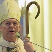 - Bardzo serdecznie zapraszam do wzięcia udziału w tym spotkaniu - mówi biskup Piotr.