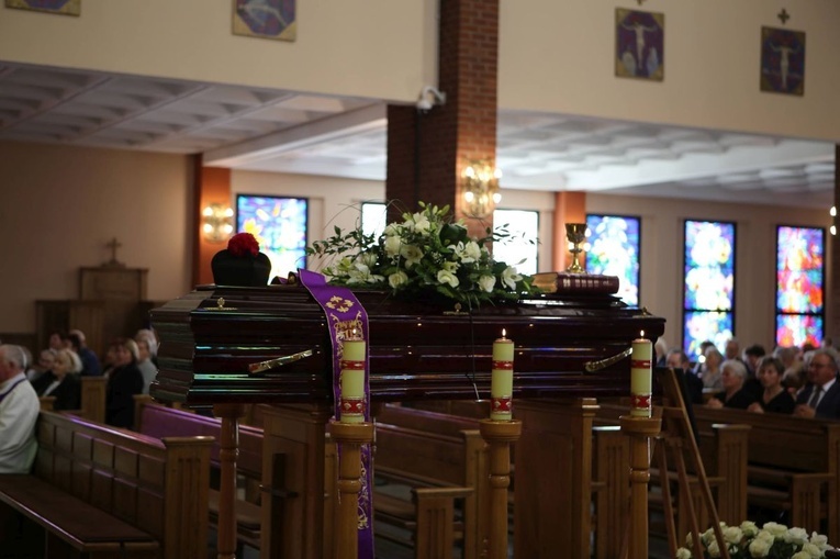 Pogrzeb ks. Kazimierza Czesaka