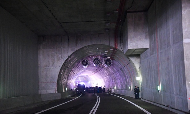 Tunel w Świnoujściu łączący wyspy Wolin i Uznam - oficjalnie otwarty