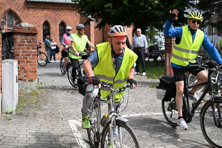 Pielgrzymka rowerowa - wyjazd z Koszalina