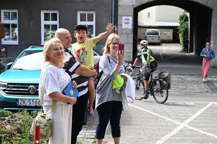 Pielgrzymka rowerowa - wyjazd z Koszalina