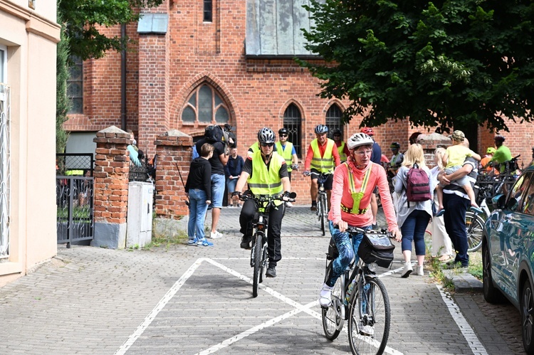 Pielgrzymka rowerowa - wyjazd z Koszalina