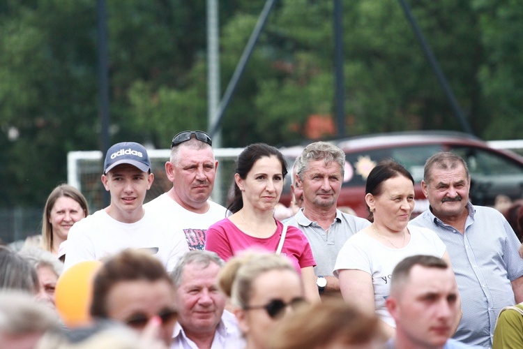 Festyn na budowę kościoła w Ochotnicy Dolnej