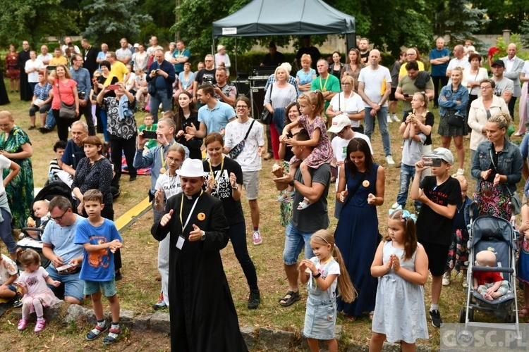 Jubileuszowa modlitwa, pielgrzymkowe podziękowania i koncert niemaGOtu