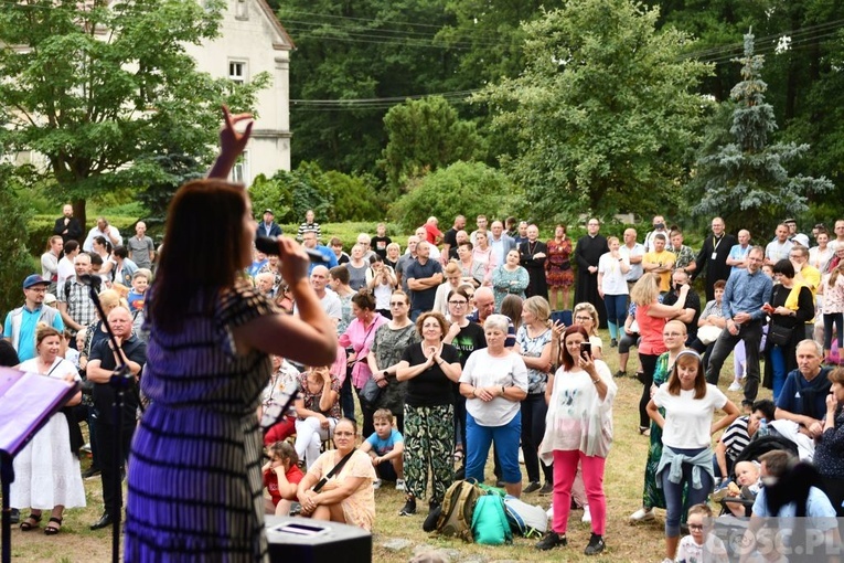 Jubileuszowa modlitwa, pielgrzymkowe podziękowania i koncert niemaGOtu