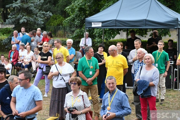 Jubileuszowa modlitwa, pielgrzymkowe podziękowania i koncert niemaGOtu