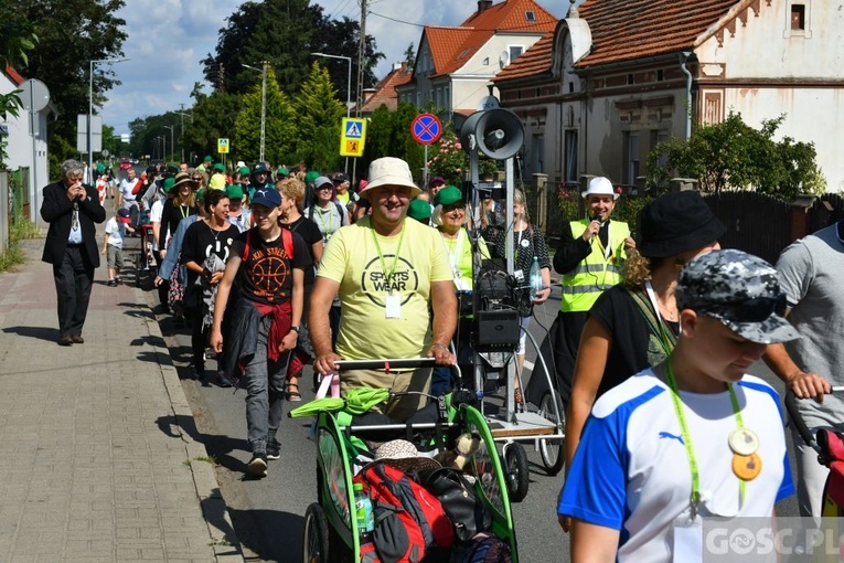 Piesza Pielgrzymka Duszpasterstwa Rolników już w drodze na Jasną Górę